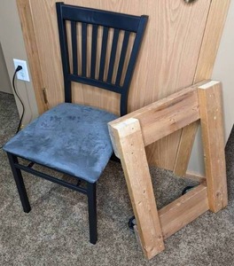 lot 209 image: Beautiful Chair & Furniture Mover