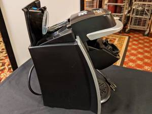 lot 202 image: Keurig K-Cup In Room Brewing System