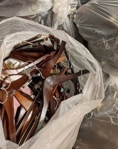 lot 392 image: Bag of Wooden Hangers 