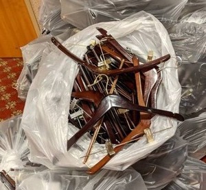 lot 396 image: Bag of Wooden Hangers 