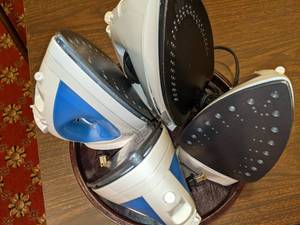 lot 430 image: Lot of (4) Irons w Stand