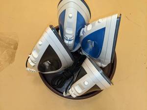 lot 446 image: Lot of (4) Irons w Stand