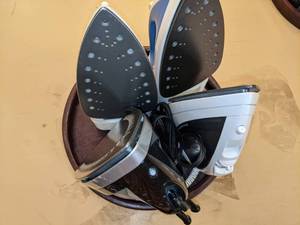 lot 448 image: Lot of (4) Irons w Stand