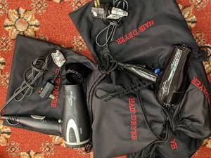 lot 544 image: Lot of 5 Hair Dryers, Conair 1875 andor Registry 1875