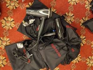 lot 548 image: Lot of 5 Hair Dryers, Conair 1875 andor Registry 1875