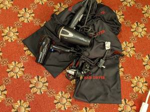 lot 563 image: Lot of 5 Hair Dryers, Conair 1875 andor Registry 1875