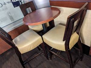 lot 25 image: Cafe Table and Chairs