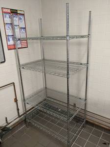 lot 40 image: Utility 4-Tier Wire Shelf