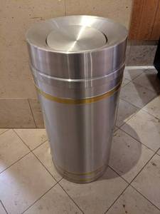 lot 59 image: Silver Metal Trash Can with Lid