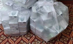 lot 746 image: Bags of Facial Tissue
