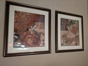 lot 122 image: Set of (2) Beautiful Abstract Artwork