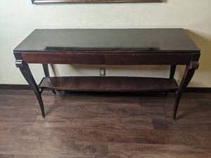 lot 145 image: Beautiful Entrance Table w Glass Top