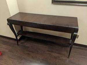 lot 158 image: Beautiful Entrance Table