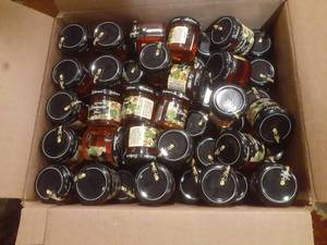 lot 664 image: Box of Dickinsons Pure Honey in Jars