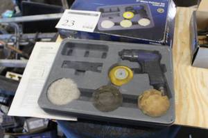 lot 23 image: Blue-Point 3 Micro Polisher Kit  with Plastic Case