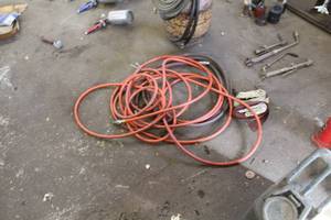 lot 89 image: Lot of (2) Air Hoses