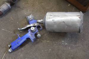 lot 102 image: Pneumatic Sprayer