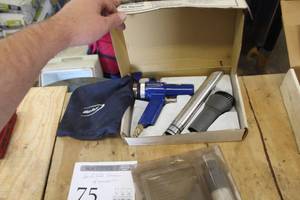 lot 75 image: Blue-Point Hand Held Air Vacuum  with Accessory Kit - Dust Bag, Orifice Tool, Crevice Tool, Flexible Extension Hose