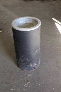lot 128 image: Metal Ash Tray on Stand