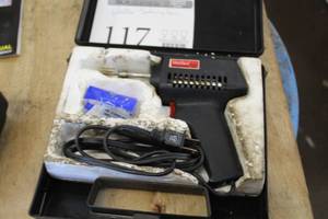 lot 117 image: Weller Standard Soldering Gun  with Plastic Case