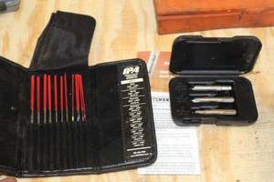 lot 178 image: Remale Bullet Connector Cleaner Set, Craftsman Screw Out Set