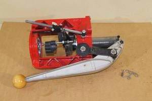 lot 1 image: Lee Load Master Progressive Reloading Press