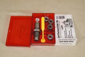 lot 11 image: Lee 6.8 Rem SPC Reloading Crimp Die