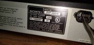 lot 29 image: Sony CD DVD Player Model DVP-NS315