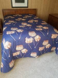 lot 15 image: Henredon Mid Century Full Bed Set