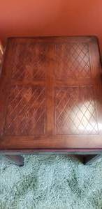 lot 69 image: Mahogany Harlequin Etched Henredon Side Table