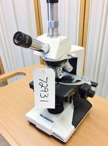 WOW MSRP $1200 Super Nice Fisher Scientific Micromaster Power Upright Microscope With 4 Objectives - Excellent Working Condition