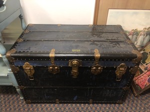 Nice Antique Blue Steamer Trunk wBrass Hardware
