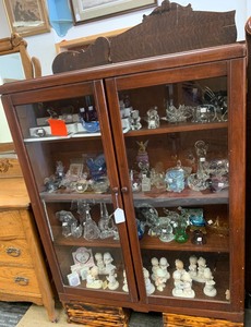 Vintage Art Deco Display Cabinet from Peterson Art Furniture in Faribault