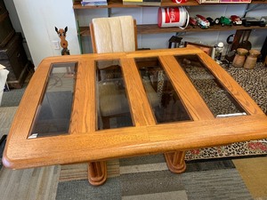 Nice Condition Solid Oak &amp Beveled Glass Dining Table wLeaves &amp 6 Chairs