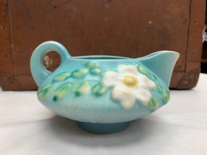 Nice Vintage ROSEVILLE Art Pottery Creamer