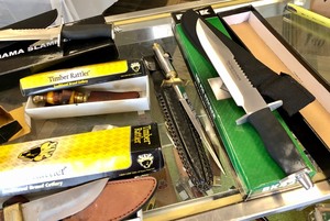 Lot of 7 Large Fixed Blade Knives
