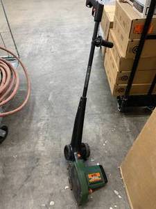 BLACK AND DECKER ELECTRIC LAWN EDGER