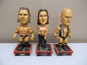 lot 20 image: WRESTLING RUMBLE HEADS - TRIPPLE H, STONE COLD STEVE AUSTIN & LITA - VERY COOL SET - SEE PICTURES