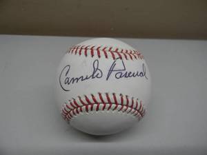 lot 37 image: MINNESOTA TWINS Camilo Pascual SIGNED BASEBALL - Pascual was inducted into the Minnesota Twins Hall of Fame in 2012 - GREAT PIECE - SEE PICTURES