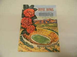 lot 55 image: VINTAGE JAN, 2 1961 OFFICIAL PROGRAM ROSE BOWL 47th Annual Game - Minnesota vs Washington - GREAT PIECE IN GREAT CONDITION - SEE PICTURES