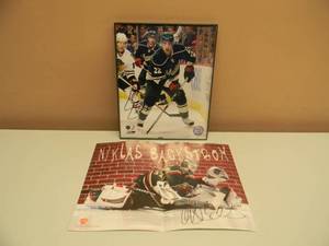lot 58 image: MINNESOTA WILD Cal Clutterbuck signed 8 by 10 With Niklas Backstrom SIGNED PRINT - Cool set - SEE PICTURES