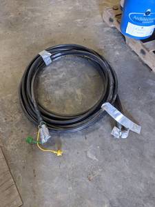 Roll of Parker 12 Twin Hydraulic Hose w Couplers