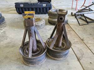 Pair of Heavy Duty Jack Stands - 28 Closed and 34 Max Height