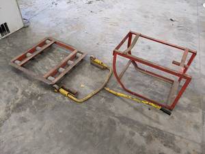 Machine Roller 30 x 30 and (2) Carts