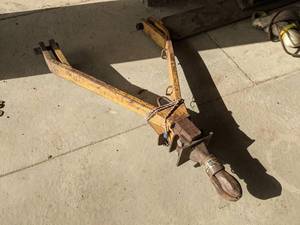 Heavy Duty Towing Hitch - Made of 3 x 1 Solid Steel