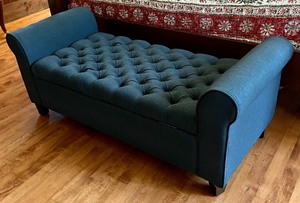 lot 31 image: Navy Blue Tufted Bench