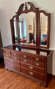 lot 36 image: Beautiful Dresser and  Mirror