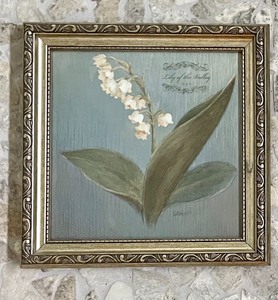 lot 39 image: Pair of Beautiful Floral Prints by Danhui