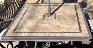lot 123 image: Patio Table and Chairs