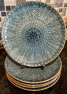 lot 112 image: Elama Dishware